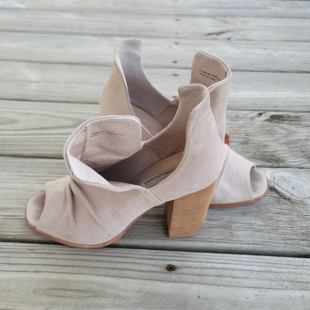 *SOLD* Chinese Laundry Kristin Cavallari Lash Booties, Nude Suede Chunky Size 9 - Picture 3 of 6